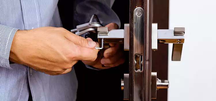 Commercial Door Lock Repair Johnston