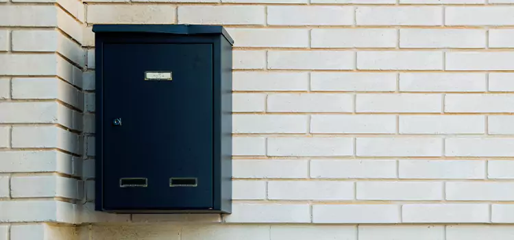 Mailbox Lock Repair Johnston