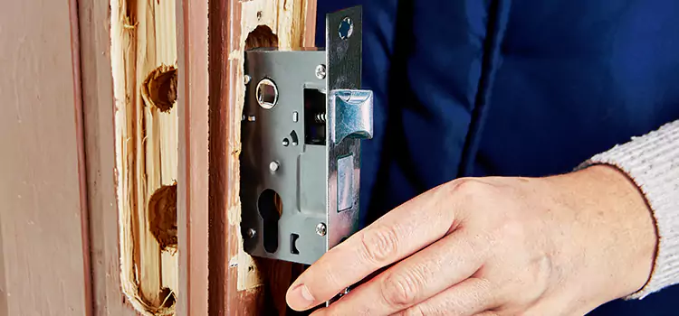 Garage Door Lock Replacement Johnston